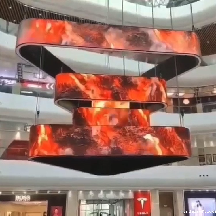 大型购物商场LED三角异形广告显示屏