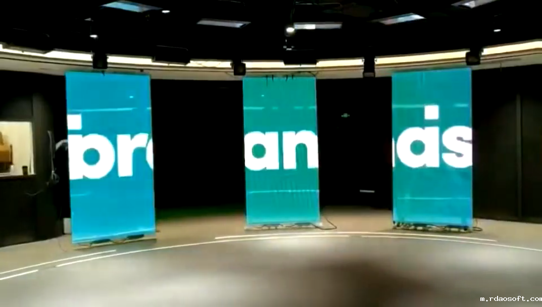 高清创意LED弧形异形电子广告显示屏(图2)